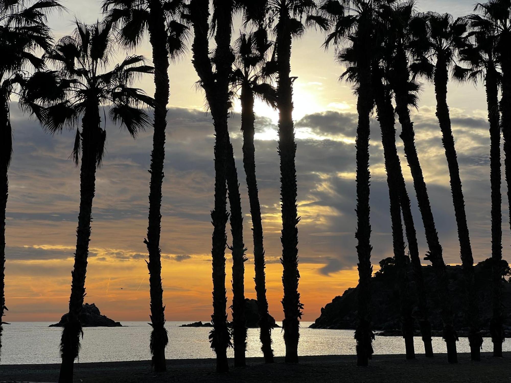 Central Almunecar, Beach Playa 125 Metres, By Old Town Bagian luar foto